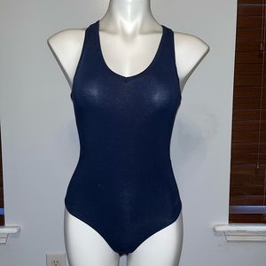 🔴 Navy bodysuit